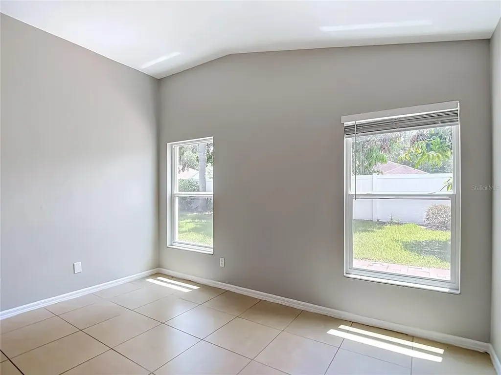 805 Lesa Glen Place Brandon FL 33510