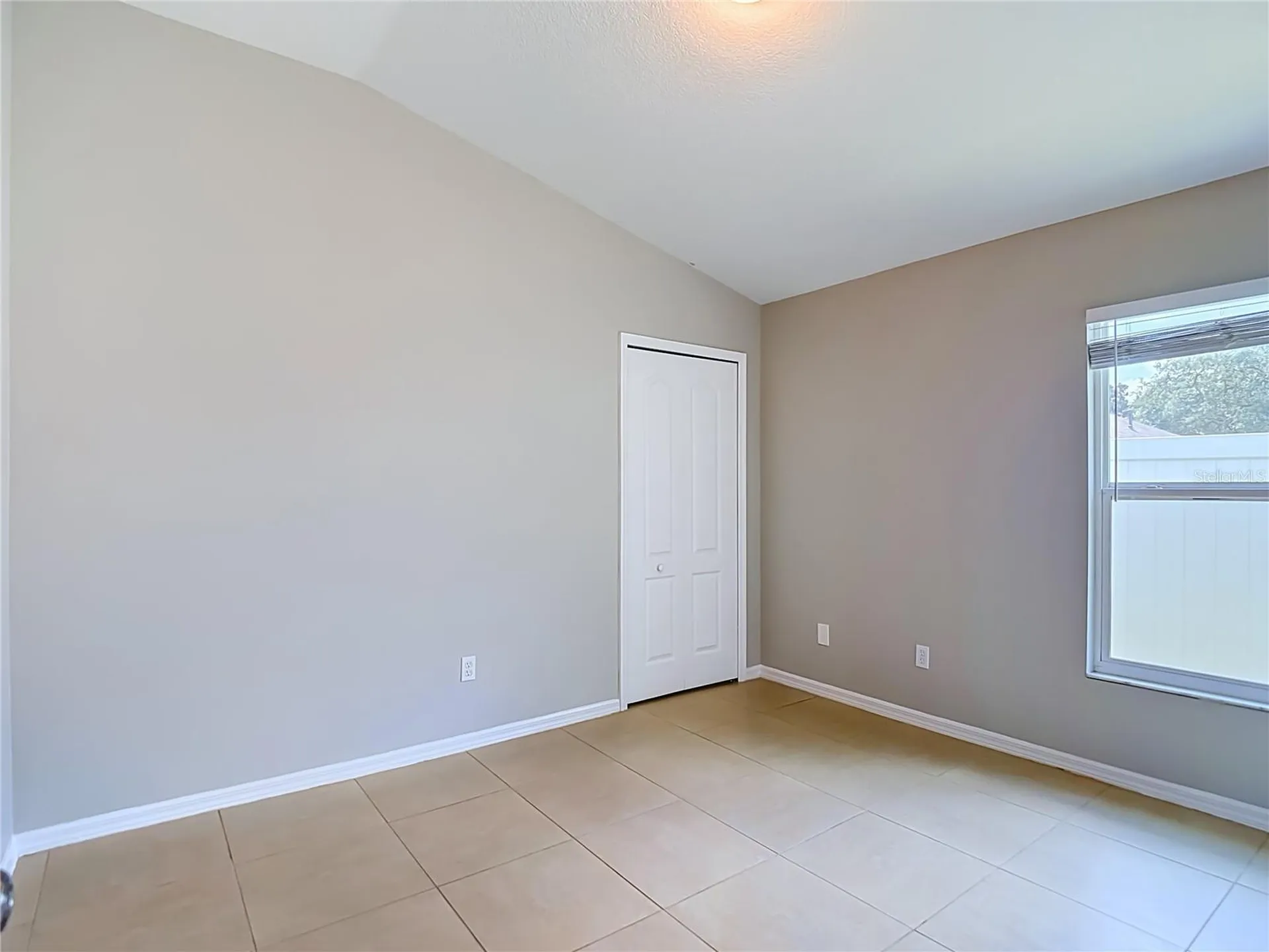 805 Lesa Glen Place Brandon FL 33510