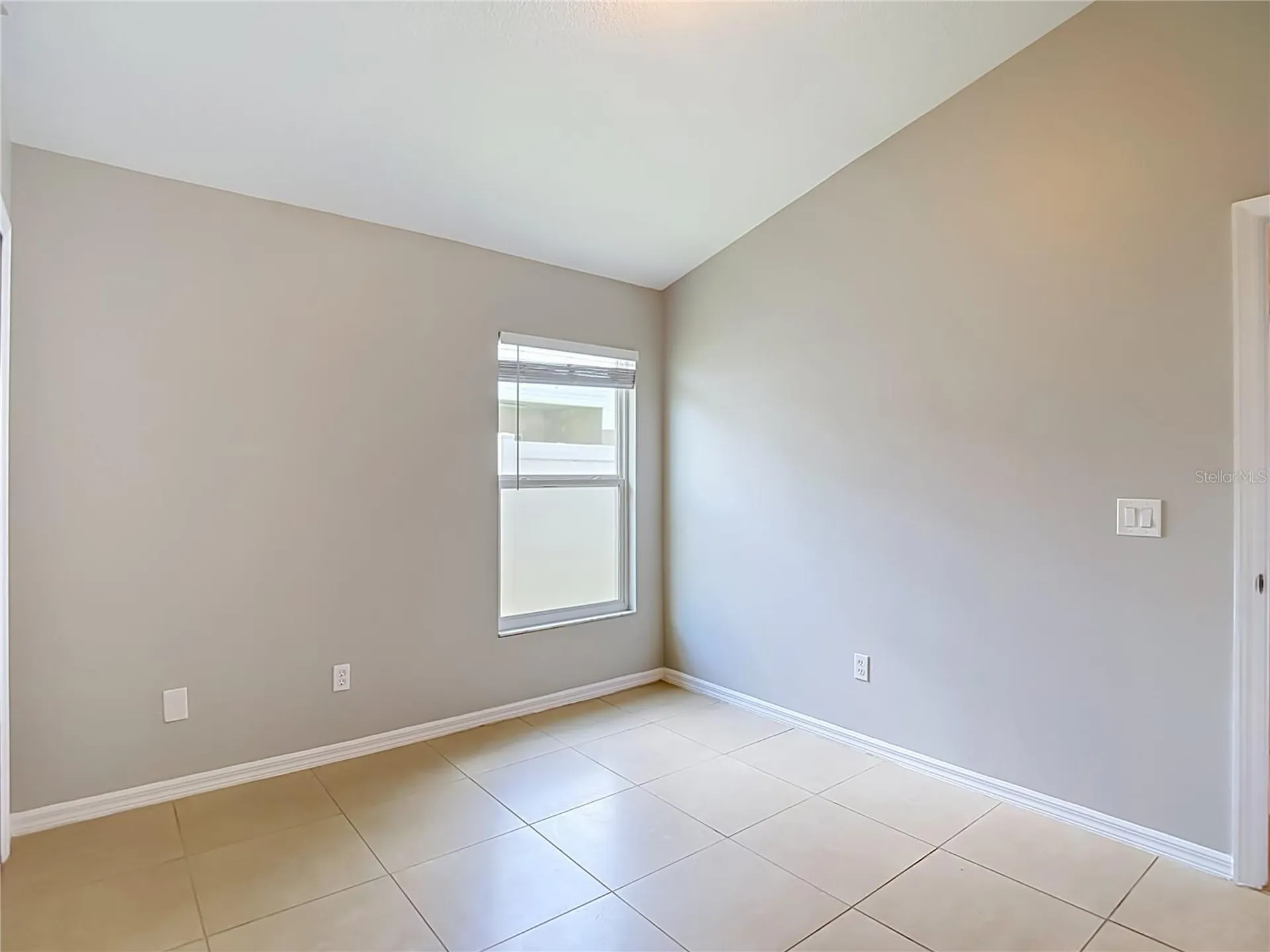 805 Lesa Glen Place Brandon FL 33510