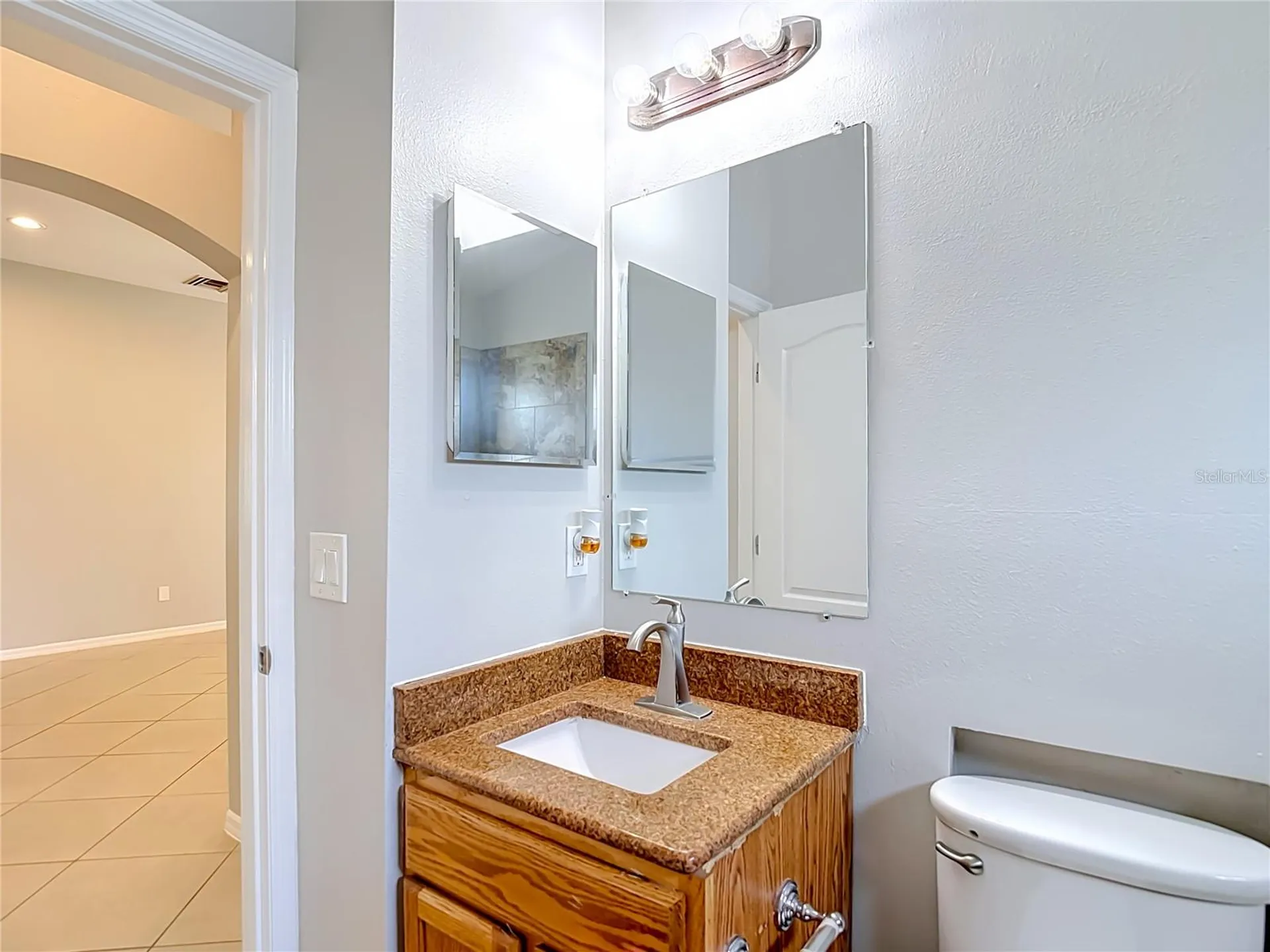 805 Lesa Glen Place Brandon FL 33510