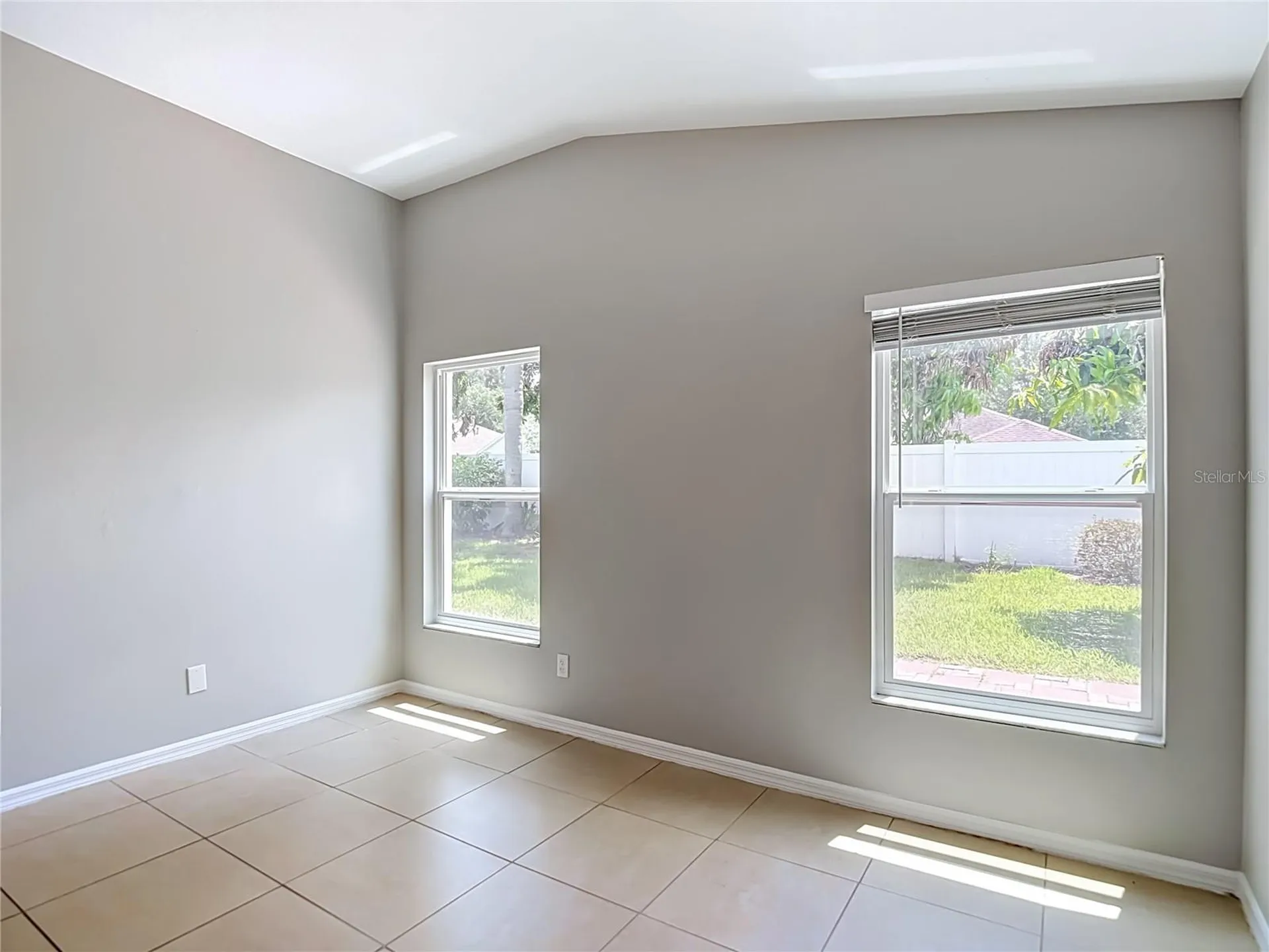 805 Lesa Glen Place Brandon FL 33510