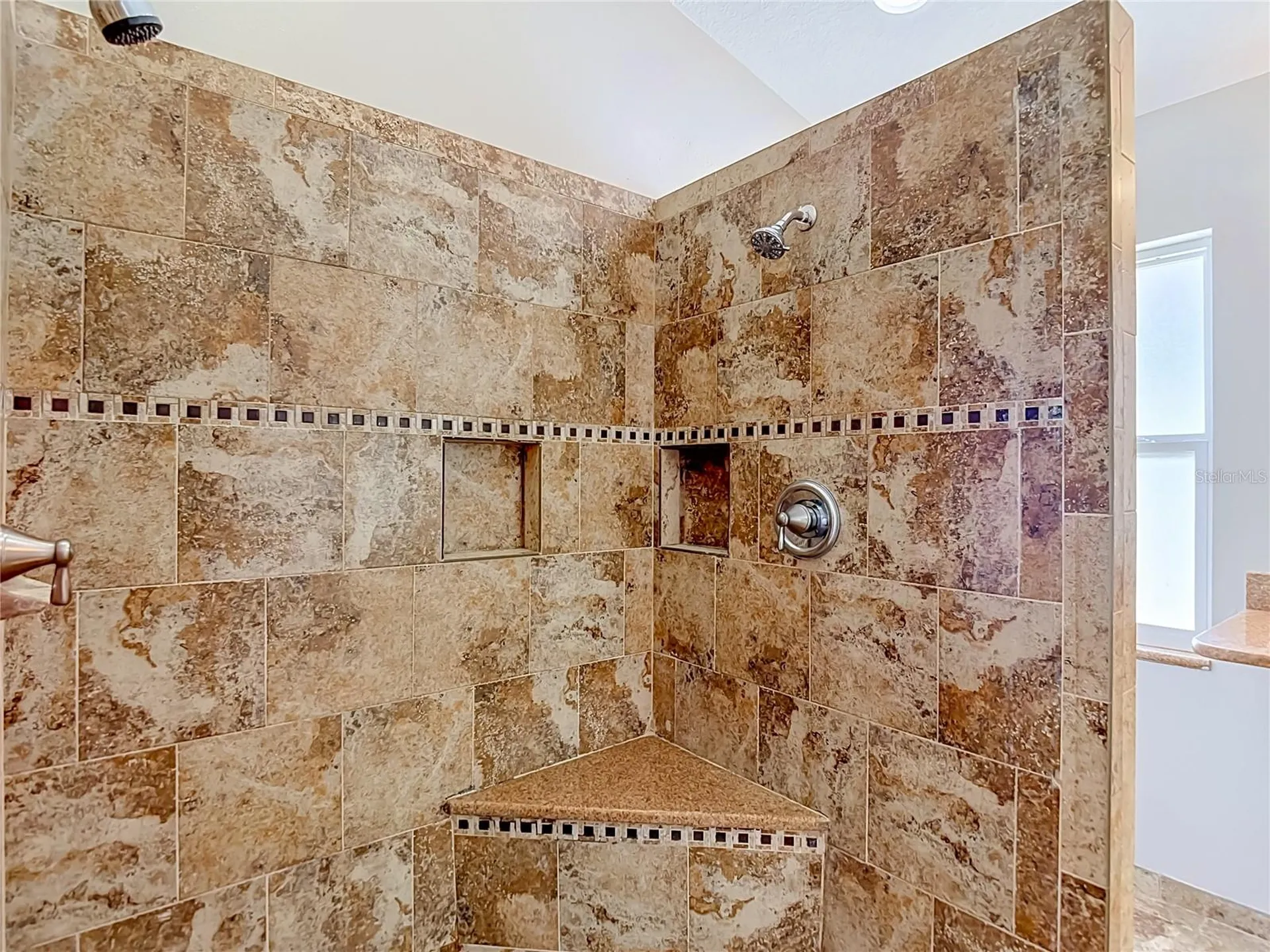 805 Lesa Glen Place Brandon FL 33510