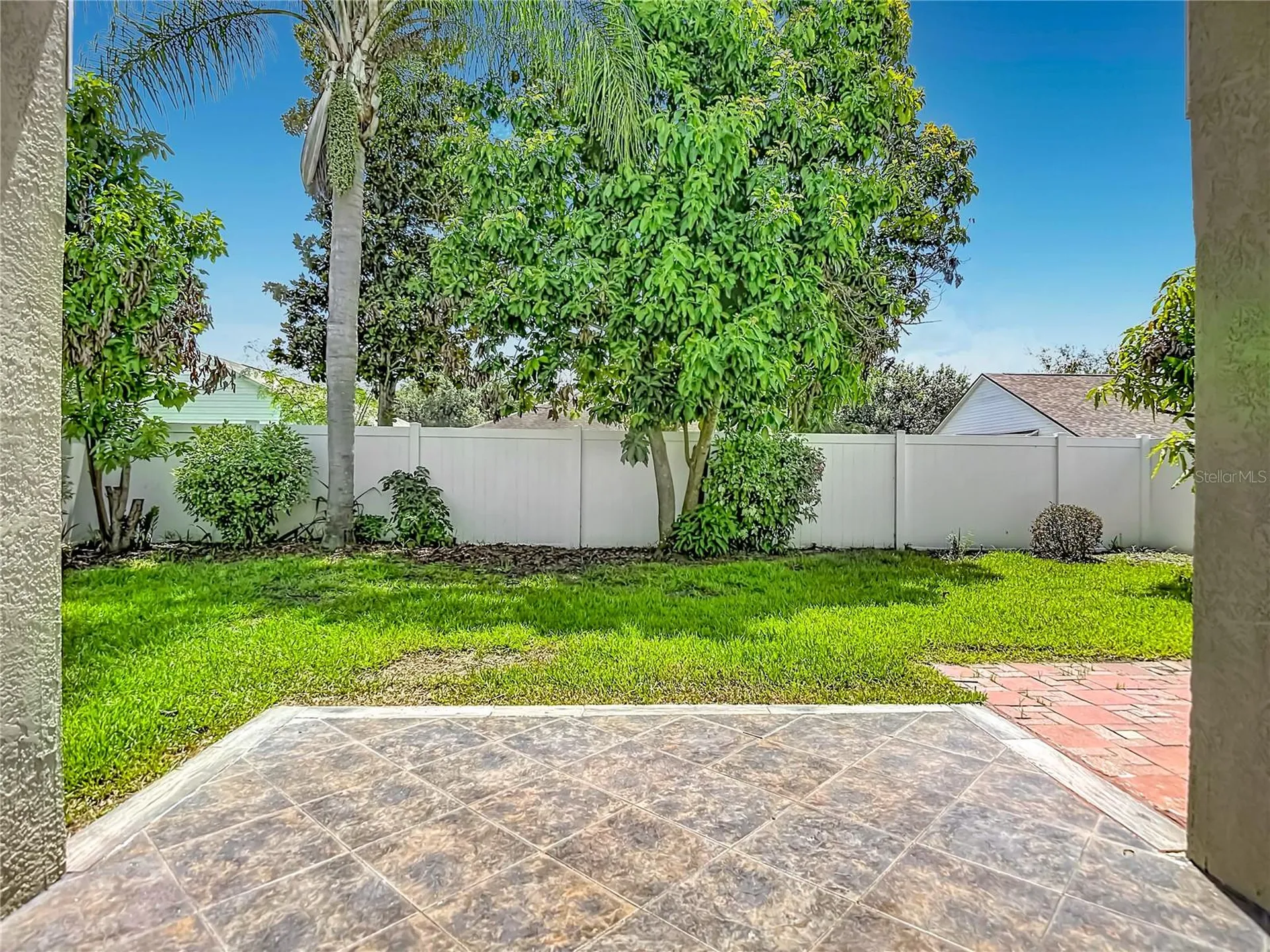 805 Lesa Glen Place Brandon FL 33510