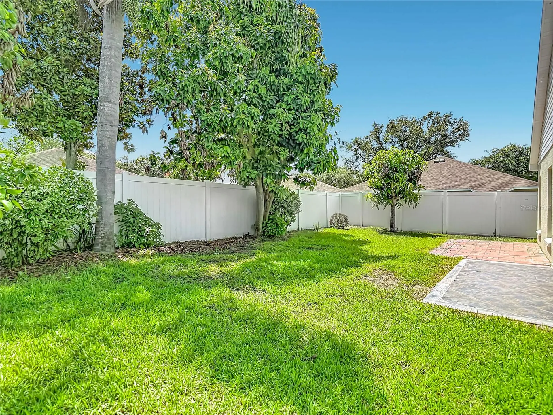 805 Lesa Glen Place Brandon FL 33510