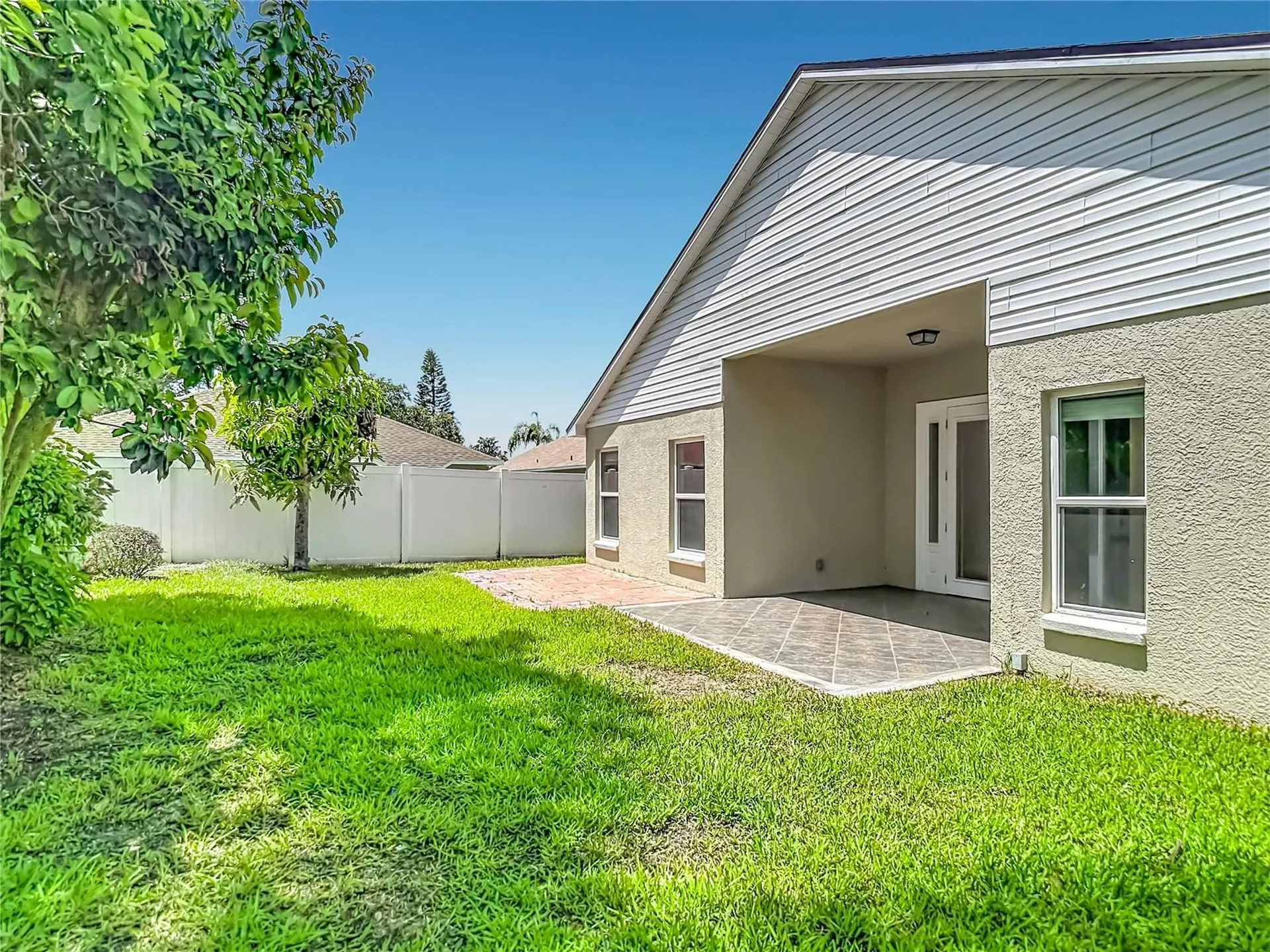 805 Lesa Glen Place Brandon FL 33510