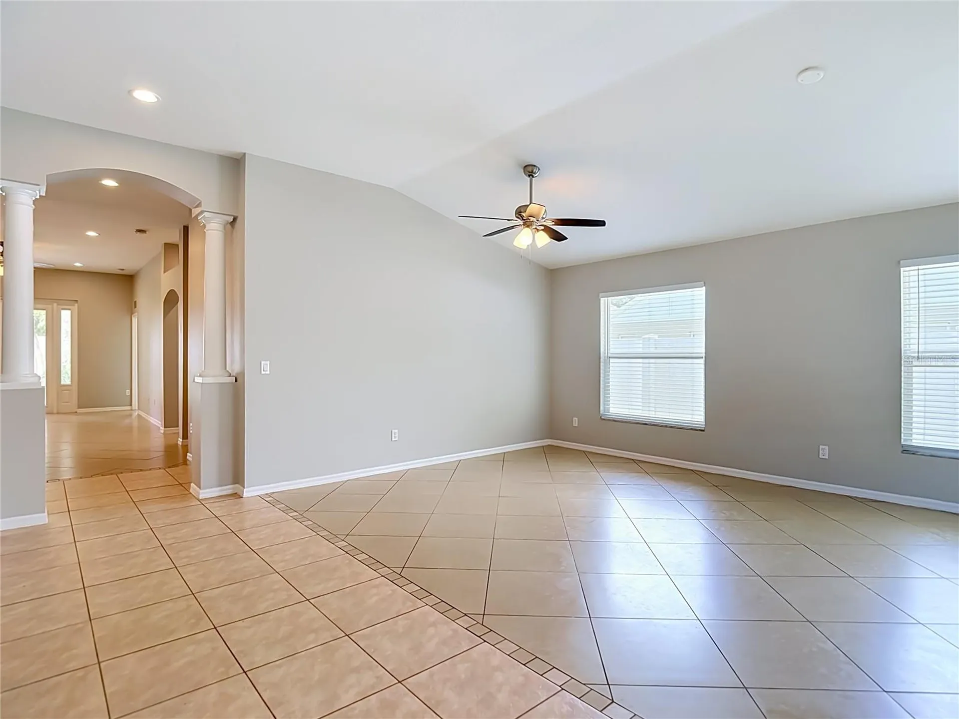 805 Lesa Glen Place Brandon FL 33510