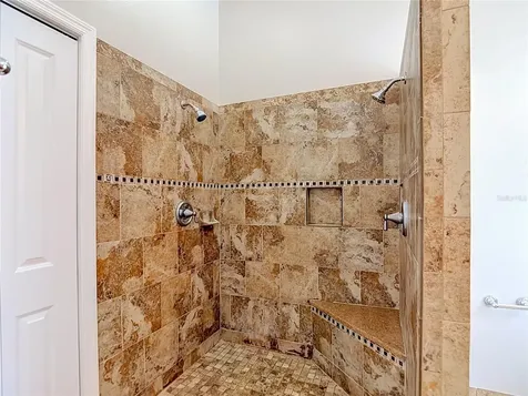 805 Lesa Glen Place Brandon FL 33510