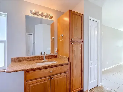 805 Lesa Glen Place Brandon FL 33510