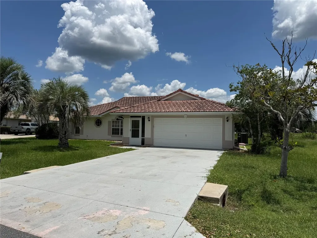5 Hickory Loop Ocala FL 34472