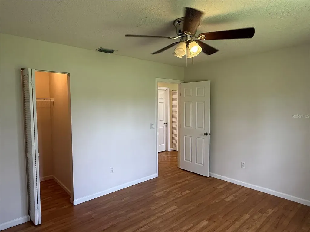 5 Hickory Loop Ocala FL 34472