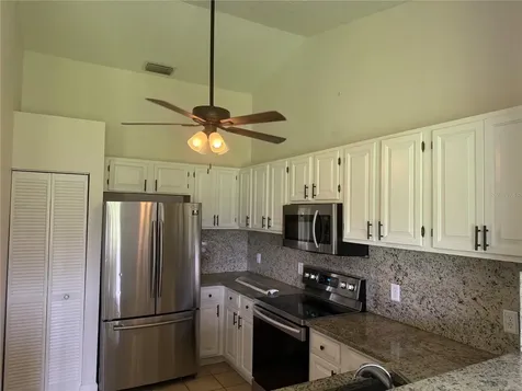 5 Hickory Loop Ocala FL 34472