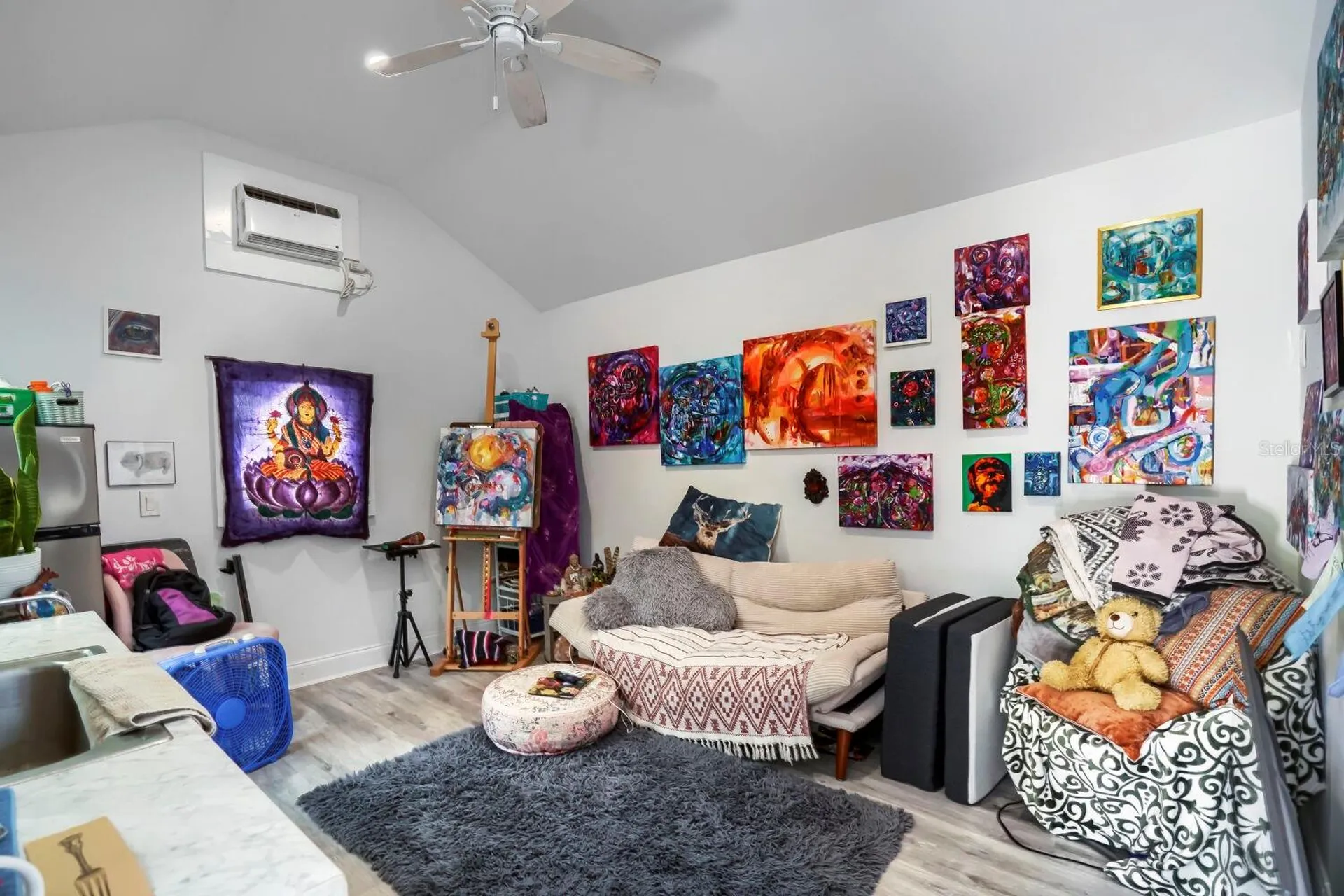 940 25th Street N St Petersburg FL 33713