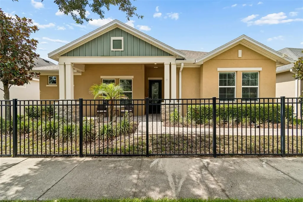 6112 Watercolor Drive Lithia FL 33547
