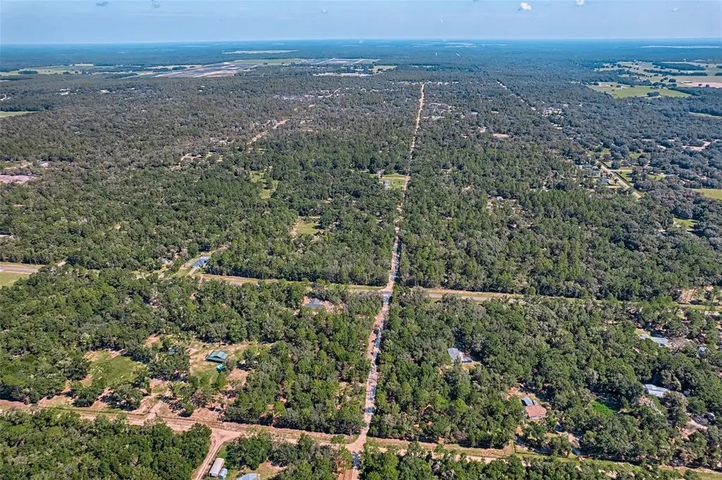 000 NE 82nd Place Bronson FL 32621