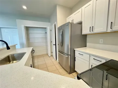 2944 Oak Park Way Orlando FL 32822