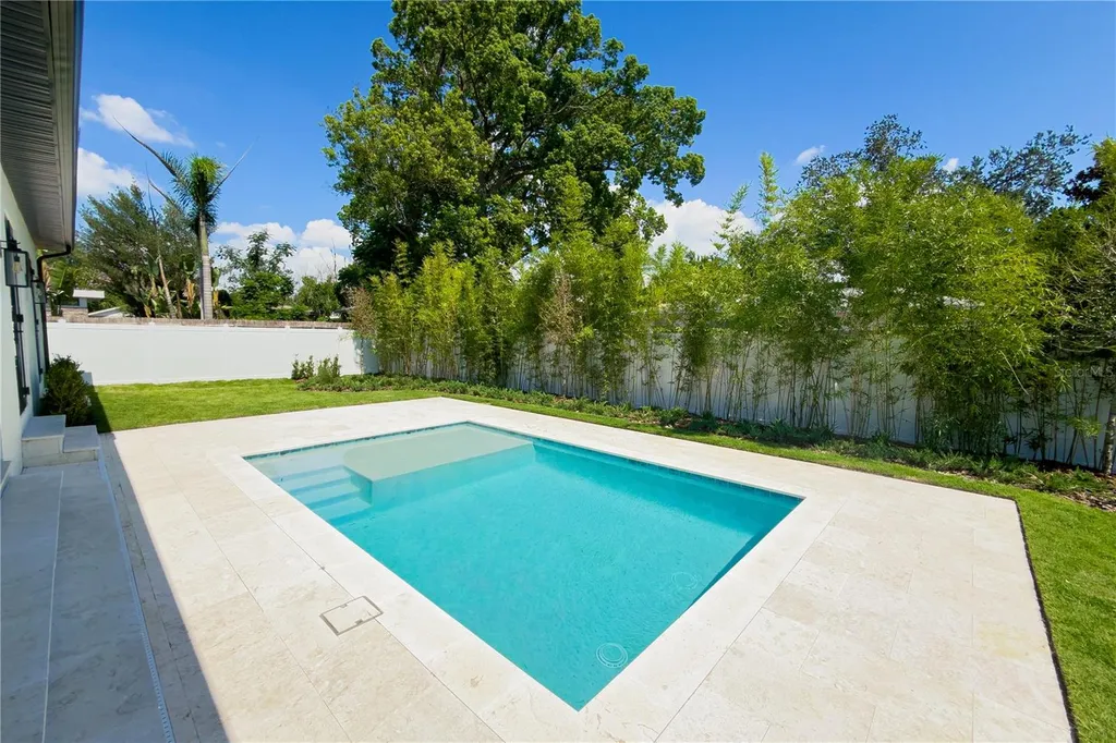 2103 Gale Street Orlando FL 32803