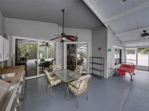 5137 New Brittany Lane Zephyrhills FL 33541