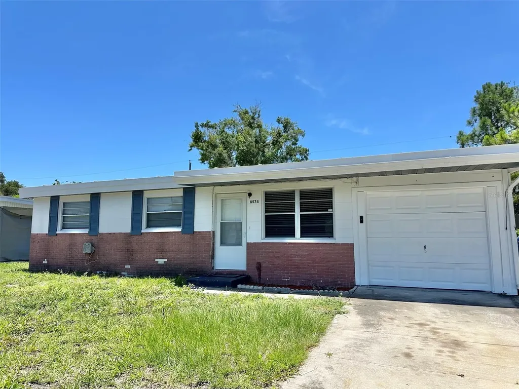8574 94th Avenue Seminole FL 33777