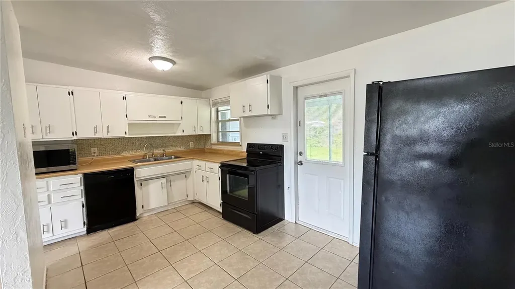 8574 94th Avenue Seminole FL 33777