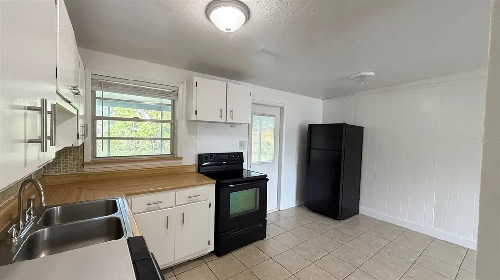 8574 94th Avenue Seminole FL 33777