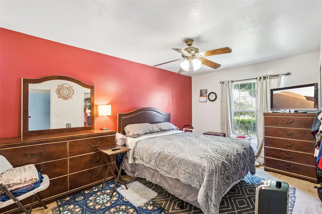 11526 Huggins Street Leesburg FL 34788
