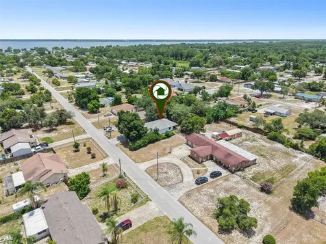 11526 Huggins Street Leesburg FL 34788