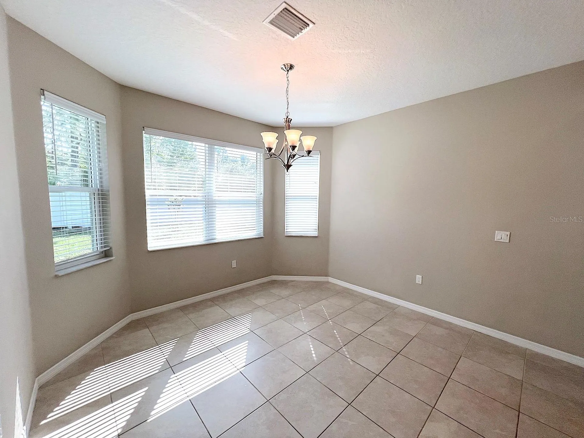 37 Pine Croft Lane Palm Coast FL 32164
