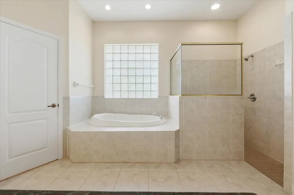 5646 Hillview Court Lakeland FL 33810