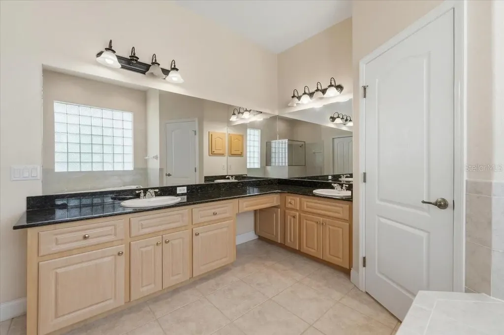 5646 Hillview Court Lakeland FL 33810