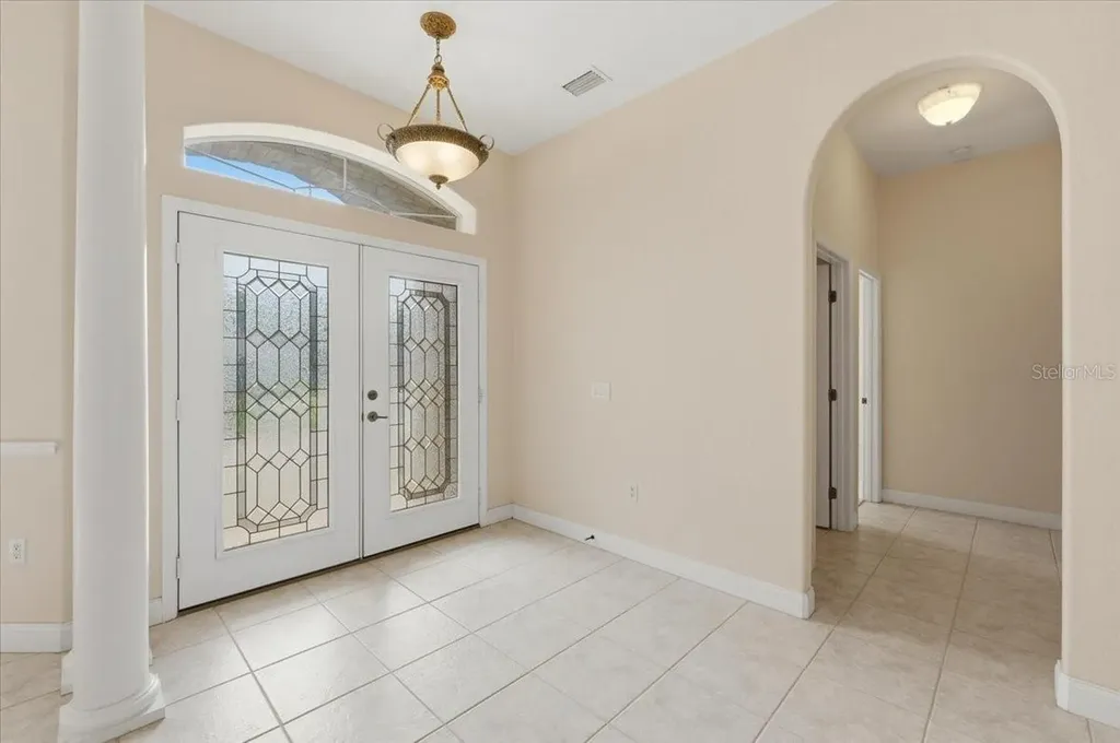 5646 Hillview Court Lakeland FL 33810
