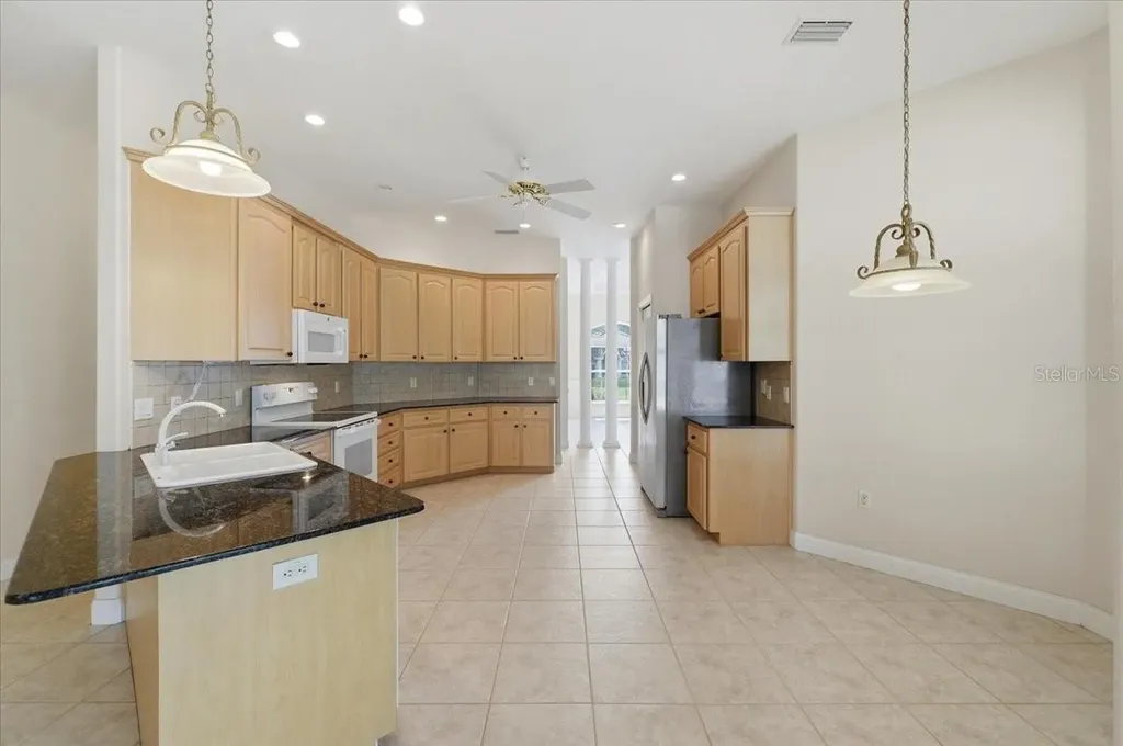 5646 Hillview Court Lakeland FL 33810