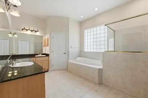5646 Hillview Court Lakeland FL 33810