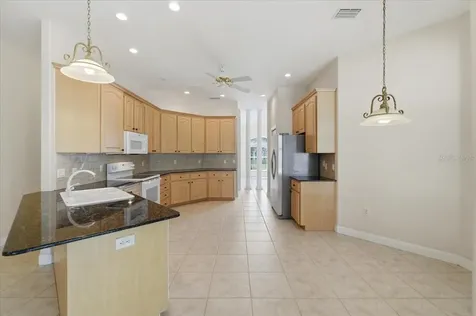 5646 Hillview Court Lakeland FL 33810