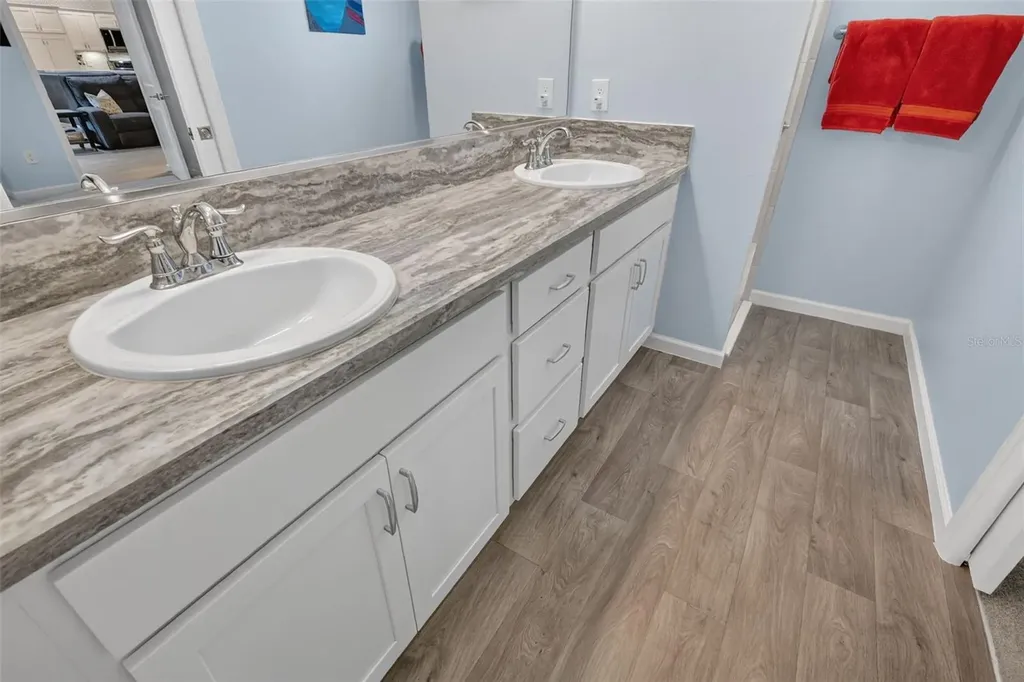 11387 Zimmerman Path Oxford FL 34484