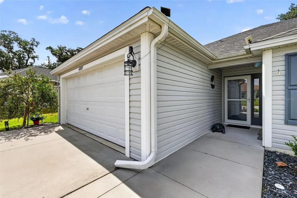 11387 Zimmerman Path Oxford FL 34484