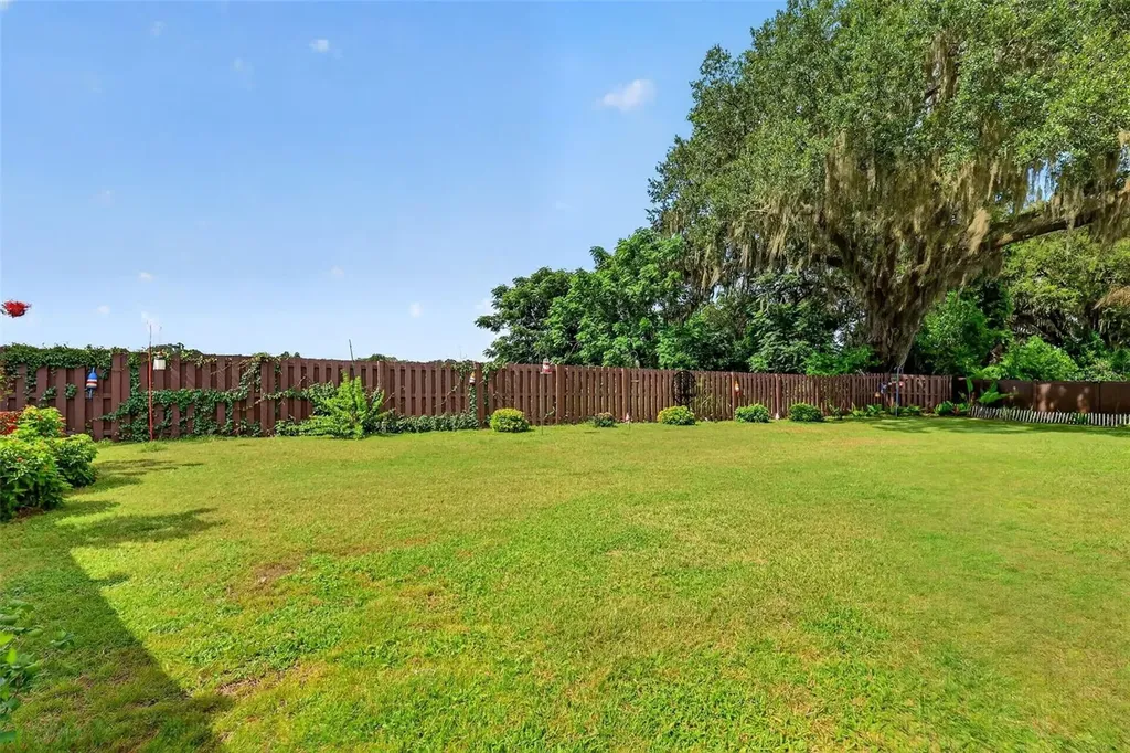 11387 Zimmerman Path Oxford FL 34484