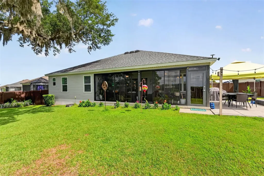 11387 Zimmerman Path Oxford FL 34484