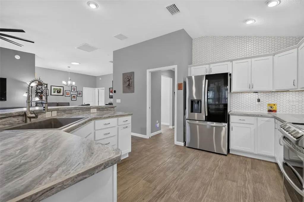 11387 Zimmerman Path Oxford FL 34484