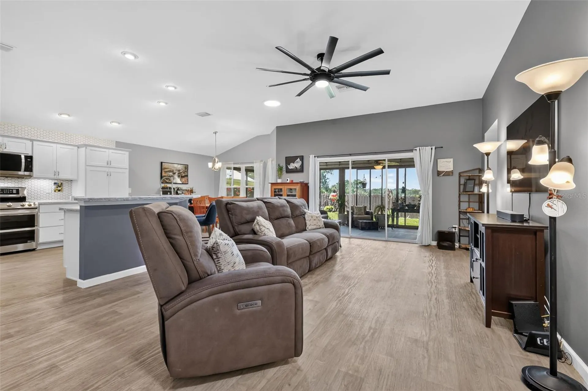11387 Zimmerman Path Oxford FL 34484
