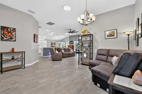 11387 Zimmerman Path Oxford FL 34484