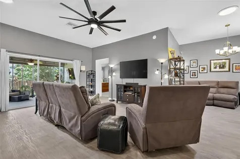 11387 Zimmerman Path Oxford FL 34484