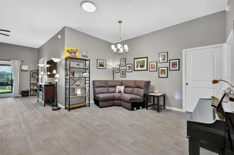 11387 Zimmerman Path Oxford FL 34484