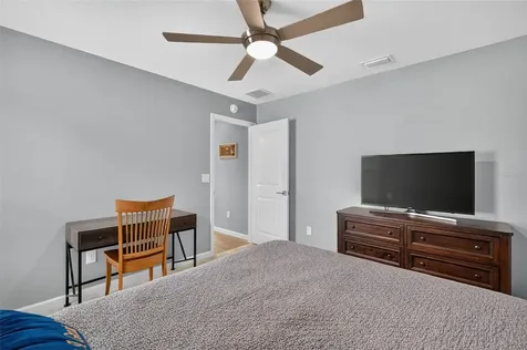 11387 Zimmerman Path Oxford FL 34484