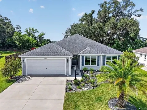 11387 Zimmerman Path Oxford FL 34484