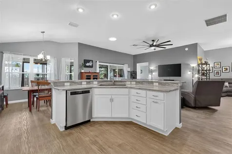 11387 Zimmerman Path Oxford FL 34484