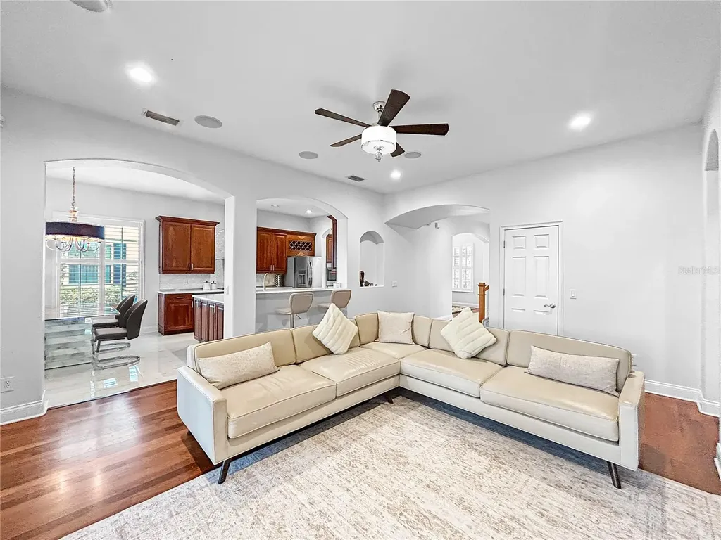 432 Islebay Drive Apollo Beach FL 33572