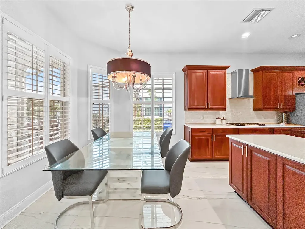 432 Islebay Drive Apollo Beach FL 33572