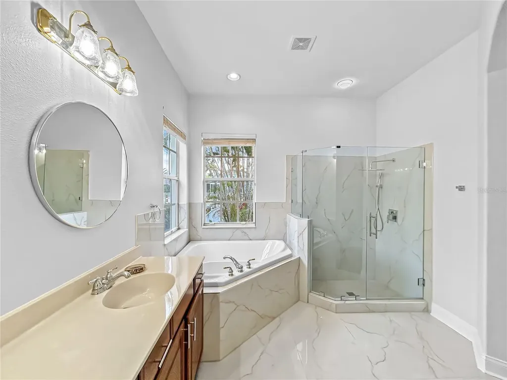 432 Islebay Drive Apollo Beach FL 33572