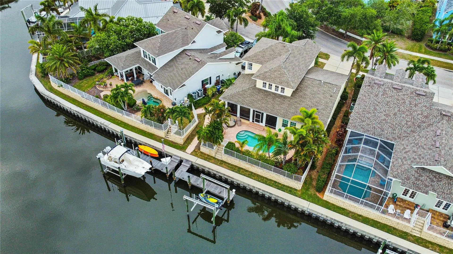 432 Islebay Drive Apollo Beach FL 33572