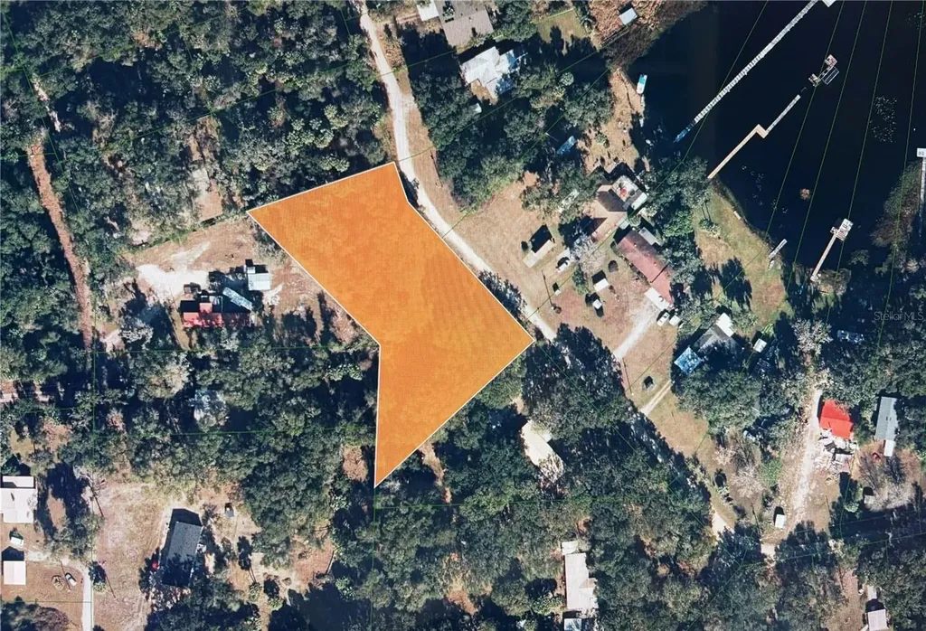 161 Little Orange Lake Drive Hawthorne FL 32640